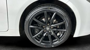 Toyota Corolla 1.8 VVT-h GR SPORT CVT (140 ps) - HEATED SEATS - LANE DEPARTURE 
