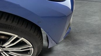 BMW 3 Series 2.0 330e 12kWh M Sport Plug-in (292 ps) - PERFORMANCE CONTROL