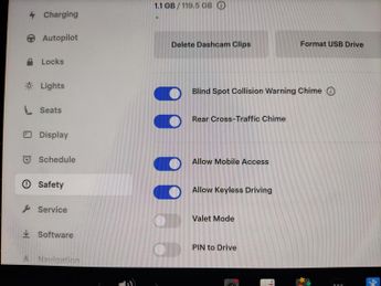 Tesla Model 3 Standard Range Plus RWD (241 bhp) - PARK ASSIST - LED - REVERSE 