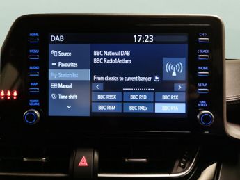 Toyota C-HR 1.8 VVT-h GPF Icon CVT (122 ps) - BLUETOOTH - AIR CON - AUTO HEA