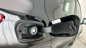 Volvo XC40 2.0 B3 MHEV Core DCT (163 ps) - PARK ASSIST - LED - NAV