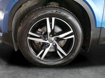 Volvo XC40 2.0 D4 R-Design AWD (190 ps) - LEATHER-NUBUCK - CHARCOAL - ADAPT