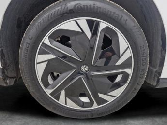 MG Mg4 64kWh SE Long Range (203 ps) - SPEED LIMIT RECOG - 17IN ALLOYS