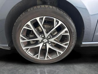 Seat Ibiza 1.0 TSI XCELLENCE Lux DSG (110 ps) - PARK ASSIST - REVERSE CAM -