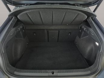 Cupra Formentor 1.4 eHybrid 12.8kWh VZ2 Plug-in DSG (245 ps) - KEYLESS ENTRY - P