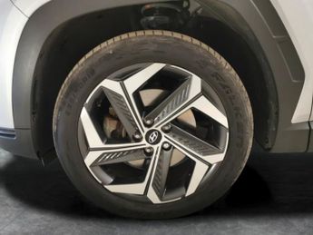Hyundai Tucson 1.6 h T-GDi 13.8kWh Premium Plug-in 4WD (265 ps) - KEYLESS ENTRY