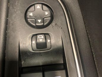 Peugeot 3008 1.5 BlueHDi GT EAT (130 ps) - BLIND SPOT ASSIST - BLUETOOTH