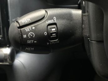 Citroen C3 1.2 PureTech PLUS EAT6 (110 ps) - AIR CON - PARK SENSORS - DAB