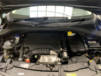 Citroen C3 1.2 PureTech PLUS EAT6 (110 ps) - AIR CON - PARK SENSORS - DAB