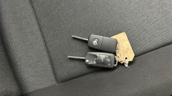 Skoda Citigo iV 36.8kWh SE (83 ps) - CLIMATE CONTROL - DAB - AUX