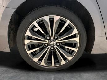 Toyota Corolla 1.8 VVT-h Design Touring Sports CVT (140 ps) - KEYLESS ENTRY - P