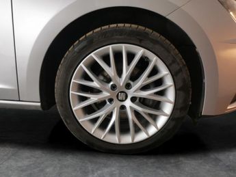 Seat Leon 1.6 TDI SE Dynamic ST DSG (115 ps) - PARK SENSORS - 17IN ALLOYS