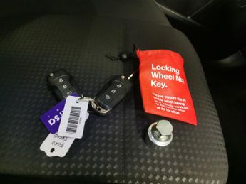 Ford Focus 1.0T EcoBoost Zetec (125 ps) - BLUETOOTH - CRUISE - PADDLE SHIFT