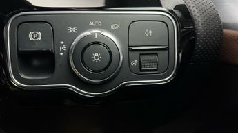 Mercedes-Benz CLA 2.0 CLA250 AMG Line (Premium Plus 2) Coupe 7G-DCT (224 ps) - KEY