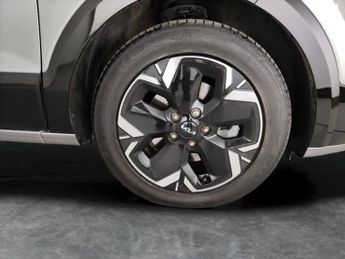 Kia Niro 64.8kWh 4 (201 bhp) - ACTIVE LANE ASSIST - KEYLESS ENTRY - PARK 