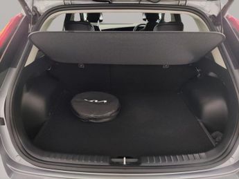 Kia Niro 64.8kWh 4 (201 bhp) - ACTIVE LANE ASSIST - KEYLESS ENTRY - PARK 