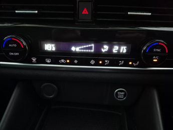 Nissan Qashqai 1.3 DIG-T MHEV N-Connecta (140 ps) - KEYLESS ENTRY - 360 CAM - L