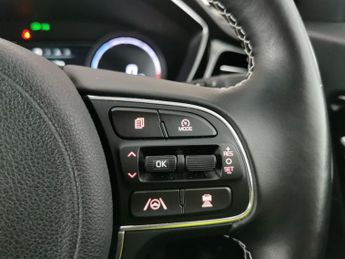 Kia Niro 64kWh 3 (201 bhp) - LANE DEPARTURE  - BLUETOOTH - CRUISE