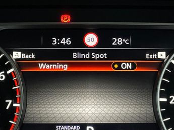 Nissan Qashqai 1.3 DIG-T MHEV Acenta Premium XTRON (158 ps) - REVERSE CAM