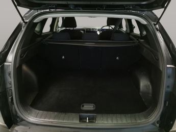 Hyundai Tucson 1.6 T-GDi 13.8kWh Premium Plug-in 4WD (265 ps) - LED - REVERSE C