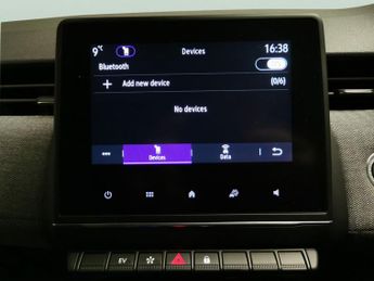 Renault Clio 1.6 E-TECH techno (145 ps) - PARK ASSIST - REVERSE CAM - NAV