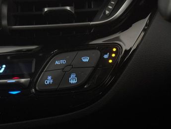 Toyota C-HR 2.0 VVT-h GPF Excel CVT (184 ps) - HEATED SEATS - HEATED STEERIN