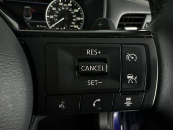 Nissan Qashqai 1.3 DIG-T MHEV Acenta Premium XTRON (158 ps) - REVERSE CAM