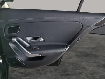 Mercedes-Benz A Class 2.0 A35 AMG (Premium Plus) SpdS DCT 4MATIC (306 ps) - ANDROID AU