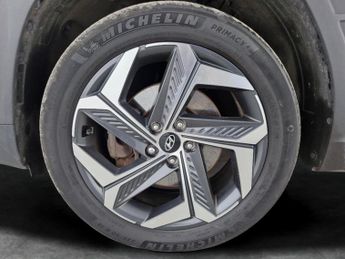 Hyundai Tucson 1.6 h T-GDi Premium (230 ps) - NAV - HEATED STEERING - BLIND SPO