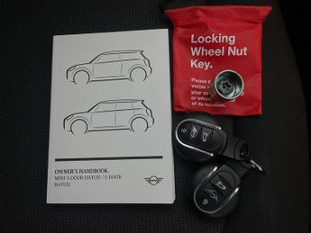 Mini Hatch 1.5 Cooper Classic Steptronic (136 ps) - CLIMATE CONTROL - KEYLE
