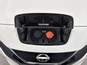 Nissan Leaf 40kWh Acenta (150 ps) - LANE DEPARTURE  - CRUISE - AIR CON
