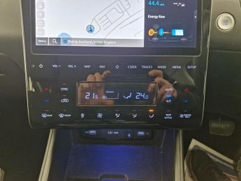 Hyundai Tucson 1.6 h T-GDi Premium (230 ps) - NAV - HEATED STEERING - BLIND SPO
