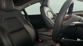 Tesla Model Y (Dual Motor) Long Range 4WDE (384 bhp) - HEATED STEERING - WIFI