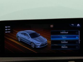 Mercedes-Benz CLA 1.3 CLA250e 15.6kWh AMG Line (Premium Plus) Coupe Plug-in 8G-DCT