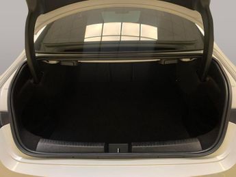 Mercedes-Benz CLA 1.3 CLA250e 15.6kWh AMG Line (Premium Plus) Coupe Plug-in 8G-DCT