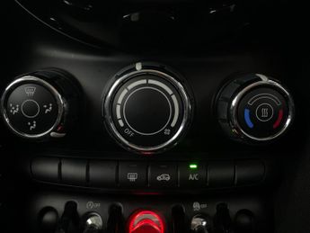 Mini Hatch 1.5 Cooper Classic Steptronic (136 ps) - CLIMATE CONTROL - KEYLE