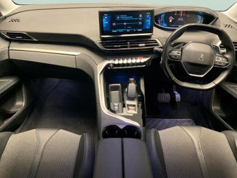 Peugeot 3008 1.6 13.2kWh Allure Premium Plug-in e-EAT (225 ps) - LANE DEPARTU