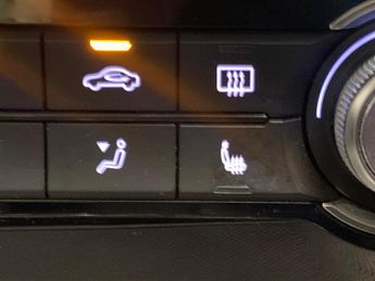 MG MG ZS 44.5kWh Exclusive (143 ps) - HEATED SEATS - NAV - BLIND SPOT ASS