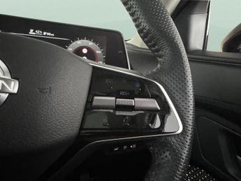 Nissan Ariya 63kWh Advance 7.4kW Charger (217 ps) - LED - NAV - COMFORT PACK