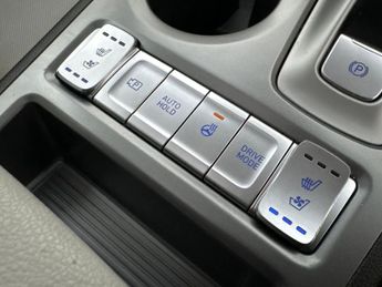 Hyundai Kona 64kWh Ultimate (10.5kW Charger) (204 ps) - CARPLAY - KEYLESS ENT