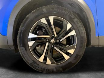 Peugeot E-2008 50kWh GT (7kW Charger) (136 ps) - LED - REVERSE CAM - NAV