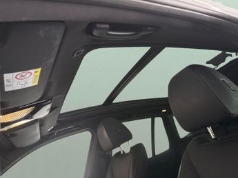 BMW iX3 80kWh Premier Edition (286 ps) - LEATHER - HEATED SEATS