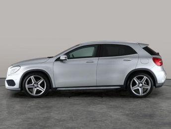Mercedes-Benz GLA 2.1 GLA220 CDI AMG Line 7G-DCT 4MATIC (170 ps) - NAV - COMFORT P
