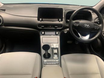 Hyundai Kona 64kWh Ultimate (10.5kW Charger) (204 ps) - KEYLESS ENTRY - REVER
