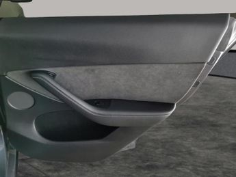 Tesla Model Y (Dual Motor) Long Range 4WDE (384 bhp) - 360 CAM - LED - REVERSE