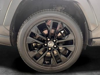 Toyota RAV4 2.5 VVT-h Black Edition CVT (218 ps) - LED - REVERSE CAM - NAV