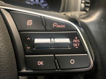 Kia Sportage 1.6 T-GDi 4 DCT AWD (174 bhp) - HEATED STEERING - BLIND SPOT ASS