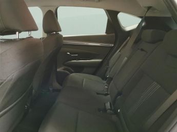 Hyundai Tucson 1.6 T-GDi 13.8kWh Premium Plug-in 4WD (265 ps) - LED - REVERSE C