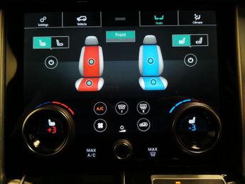 Land Rover Range Rover 3.0 D300 MHEV Autobiography 4WD (300 ps) - CARPLAY - ACTIVE LANE