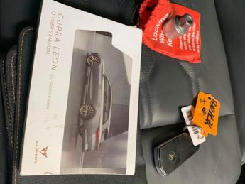Cupra Leon 2.0 TSI VZ3 DSG (300 ps) - REVERSE CAM - HEATED SEATS - NAV